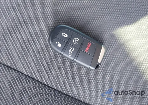 2017 Dodge Charger Se Rwd z USA, uszkodzony, nr VIN 2C3CDXBG8HH532452